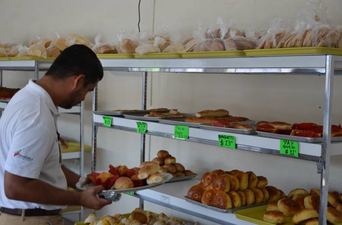 Panaderías tradicionales, en desventaja ante centros comerciales