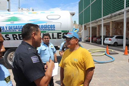 Personal de seguridad privada los agrede al defender legítimo derecho a trabajar