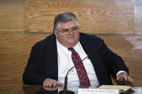 Dólar inicia semana con presión de alza; se cotiza en $16.52 al menudeo