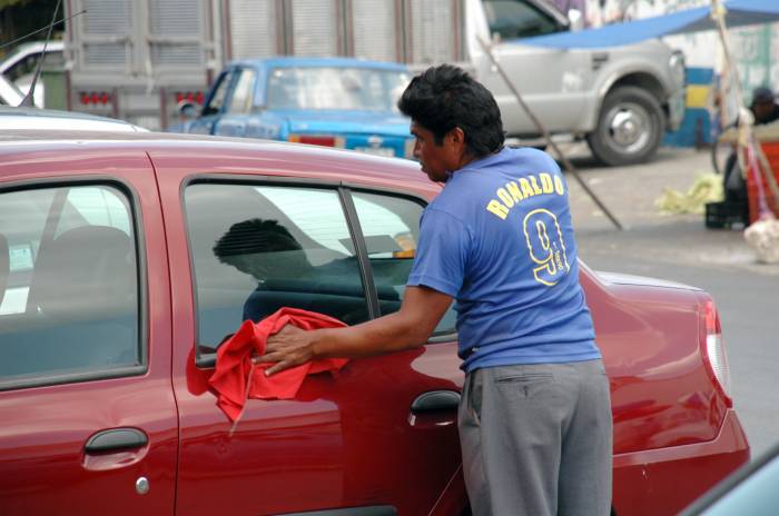 Laboran 20% de los informales fuera de empresas