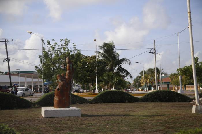 Removerán la obra “Bendiciones” del centro de Cancún