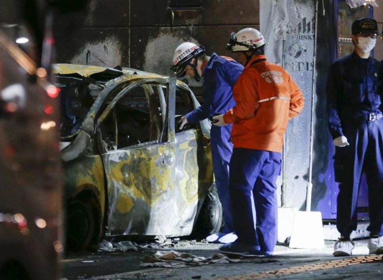Suicidio de exmilitar causa explosiones en Japón