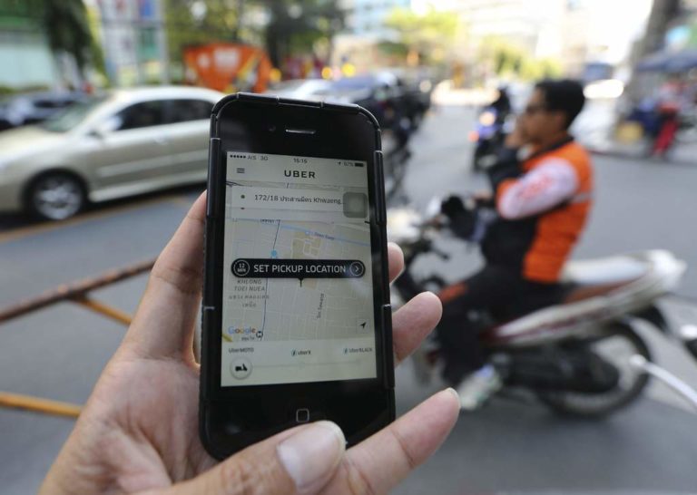 Detienen a chofer de Uber por agresión contra pasajera en Miami