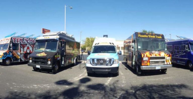Se unen camiones de tacos a protesta contra Trump en Las Vegas