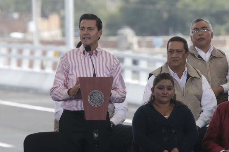 Sería 'mezquino' regatear apoyo a gobiernos, dice Peña Nieto