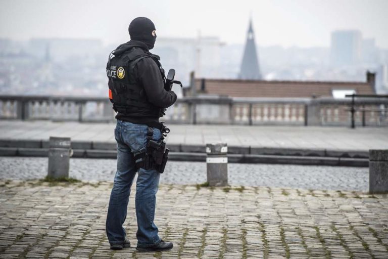 Arrestan a 15 sospechosos de actividad terrorista en Bélgica