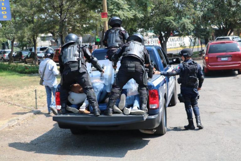 Libran detenciones tras bloqueos