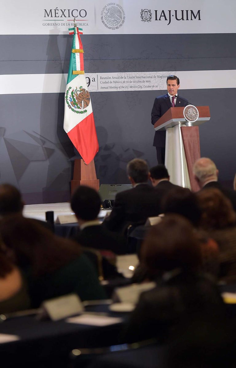 Persisten debilidades: Peña Nieto