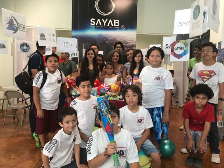 Torneo del Pavo en el Planetario Sayab