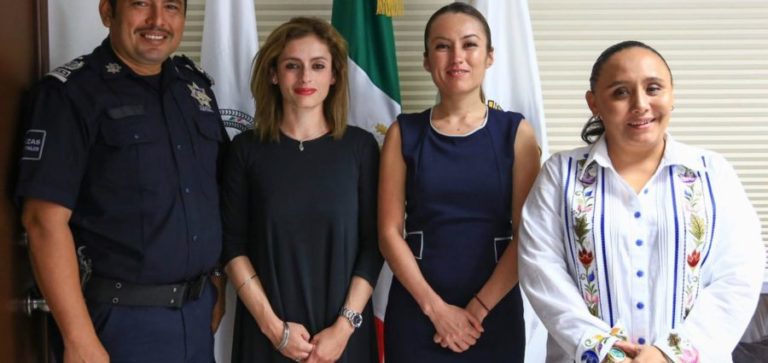 renuncian directoras