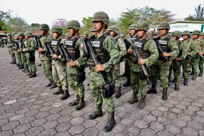 tres mil policías militares