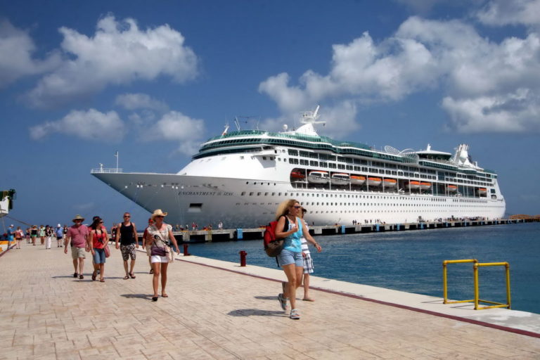 Atracarán 18 cruceros a Cozumel en esta semana