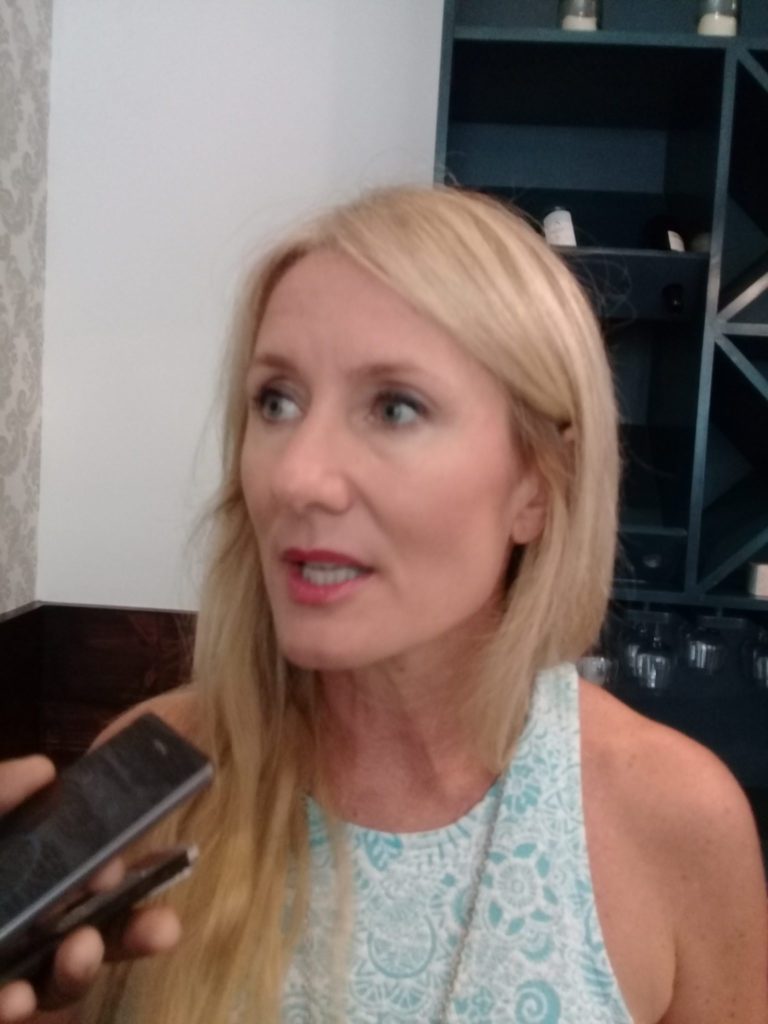 Se requieren líneas aéreas económicas para incrementar turismo francés: Carine Gebelin