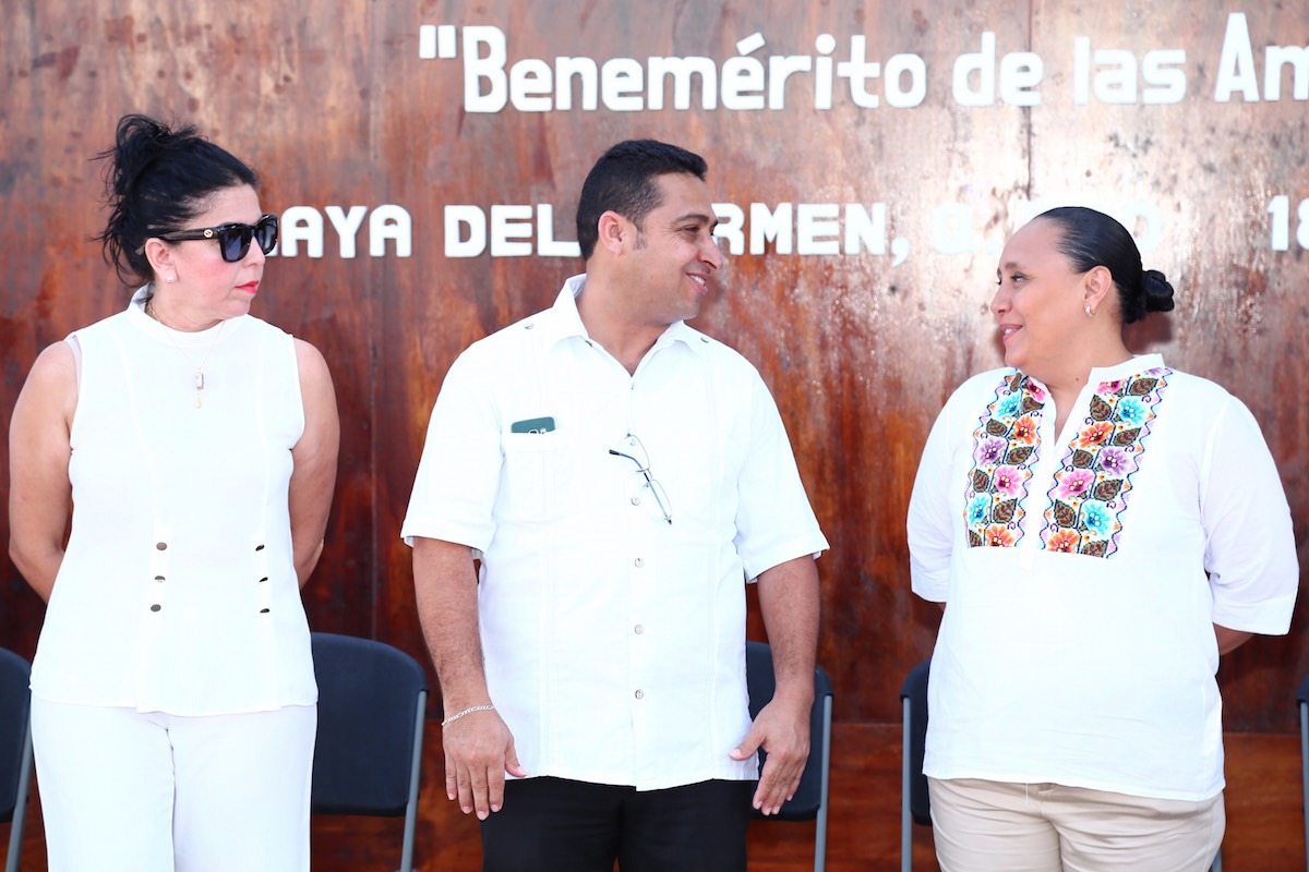 Logias masónicas reconocen trabajo de Cristina Torres