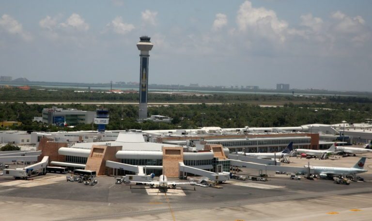 Aeropuerto de Cancún