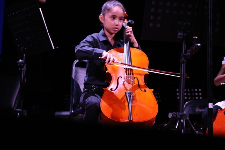 Arte para unir a la familia y combatir la violencia