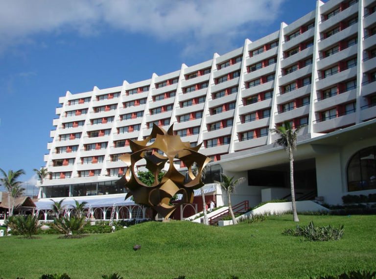 hotel Crown Paradise