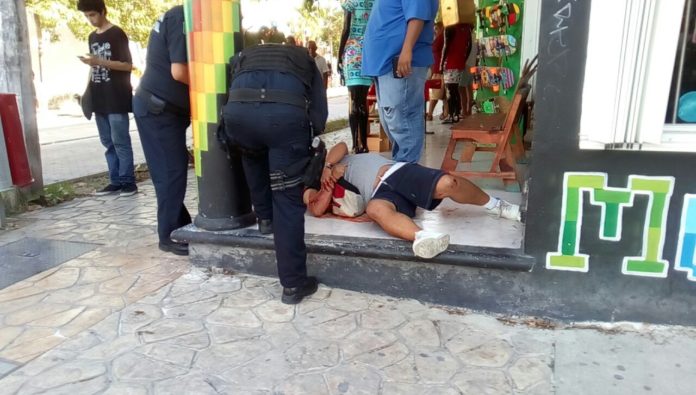 Otro baleado en la Calle 4 con Avenida 10 en Playa del Carmen mes de Agosto