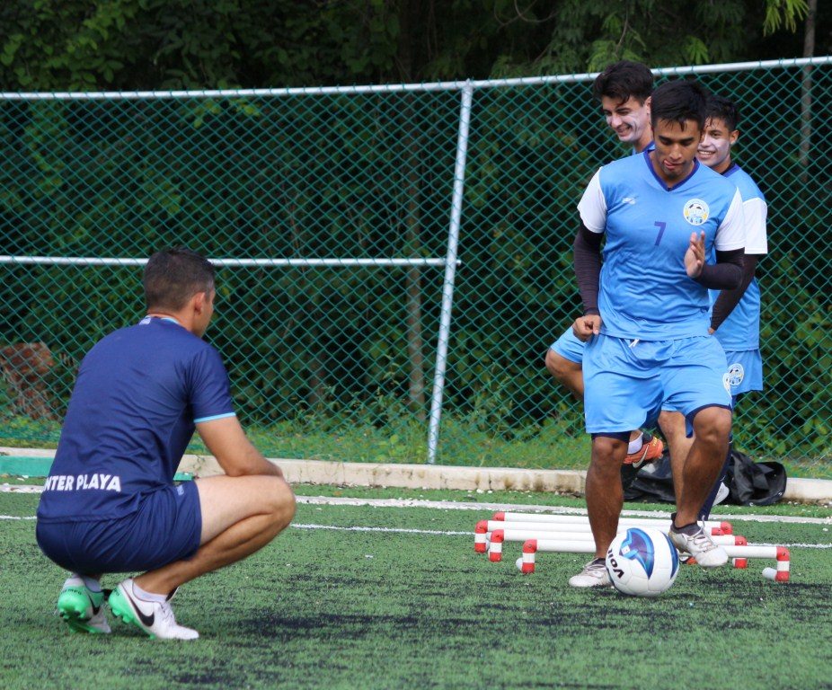 Inter Playa del Carmen visita al líder Pumas Premier