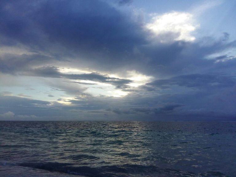 lluvias ocasionalmente moderadas