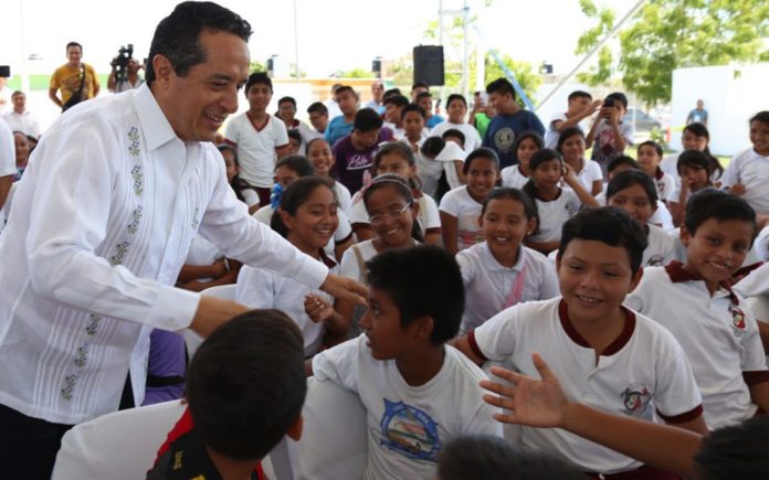 escuelas de tiempo completo