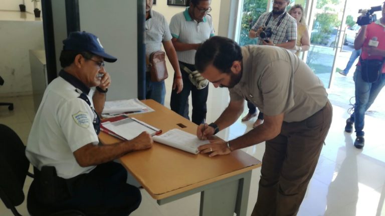 Se escabulle Paula González Zetina de la justicia