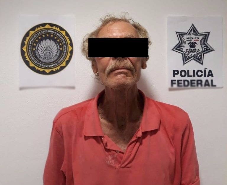 Detienen a estadounidense en Puerto Morelos, acusado de explotación de menores