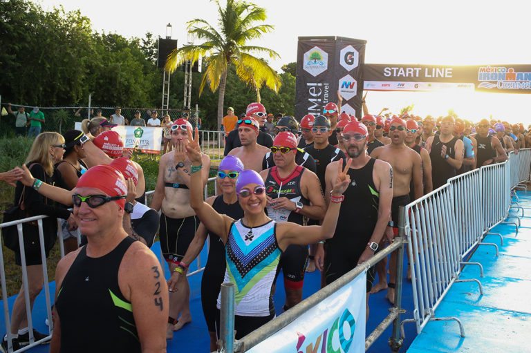 Hombres y mujeres de acero esperan con ansias el Ironman Cozumel 2017