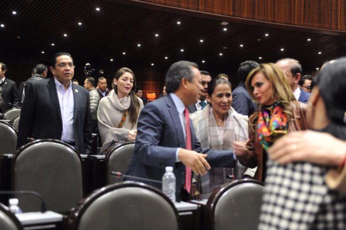 Sara Latife Ruíz Chávez 31122017