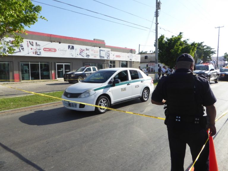 Taxista fallece en Playa del Carmen