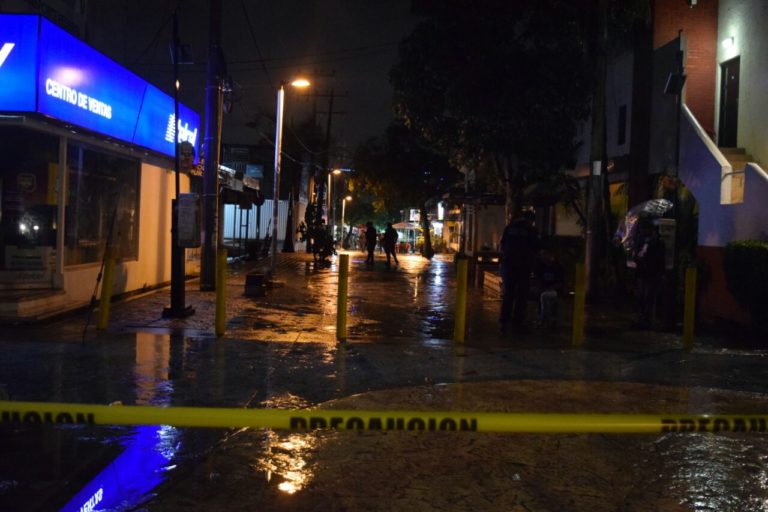 Hieren de bala a un hombre frente al Ayuntamiento