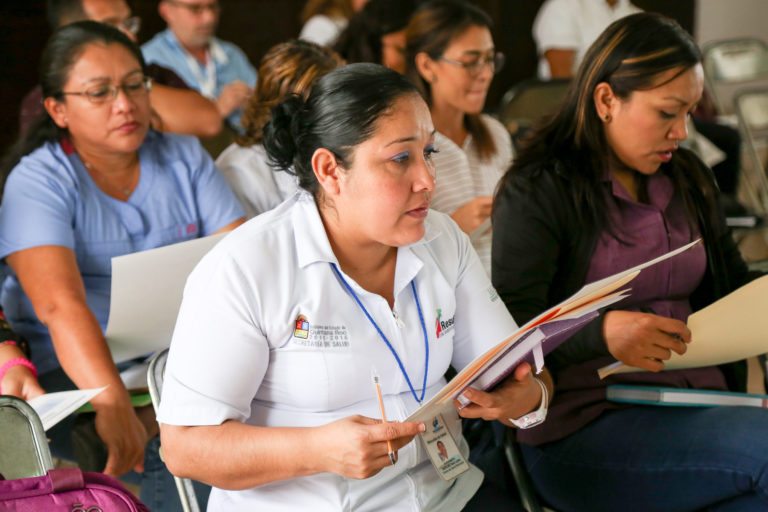 Capacita Solidaridad a personal médico para detectar y actuar ante pacientes con depresión