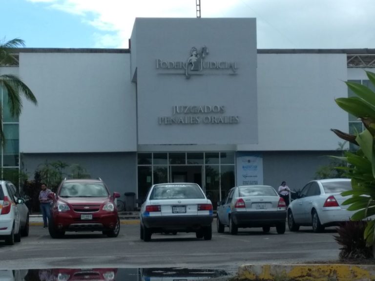 Vinculan a proceso a Mendicuti