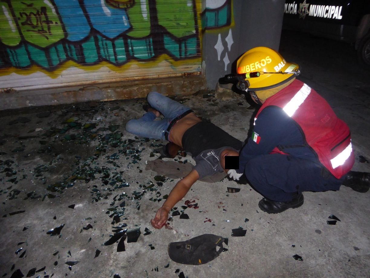 Ebrio intenta suicidarse