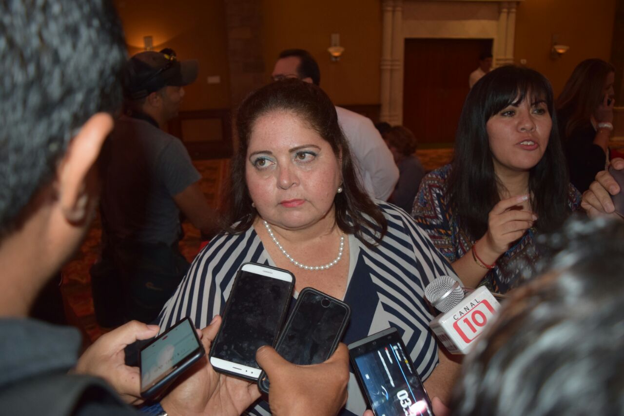 Entrega Quintana Roo propuesta de regulación a Airbnb