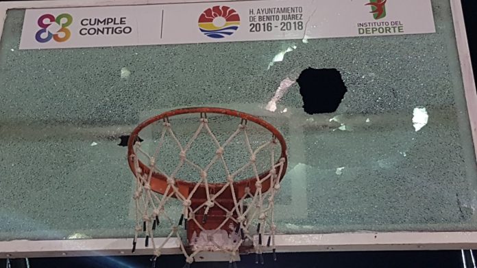 CANASTA DESTROZADA MEADE