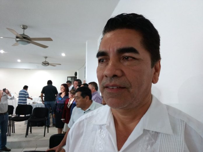 Adrian Chicato en su registro en el Ieqroo