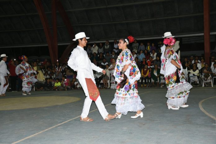 Festejo de Tres Reyes en Felipe Carrillo Puerto
