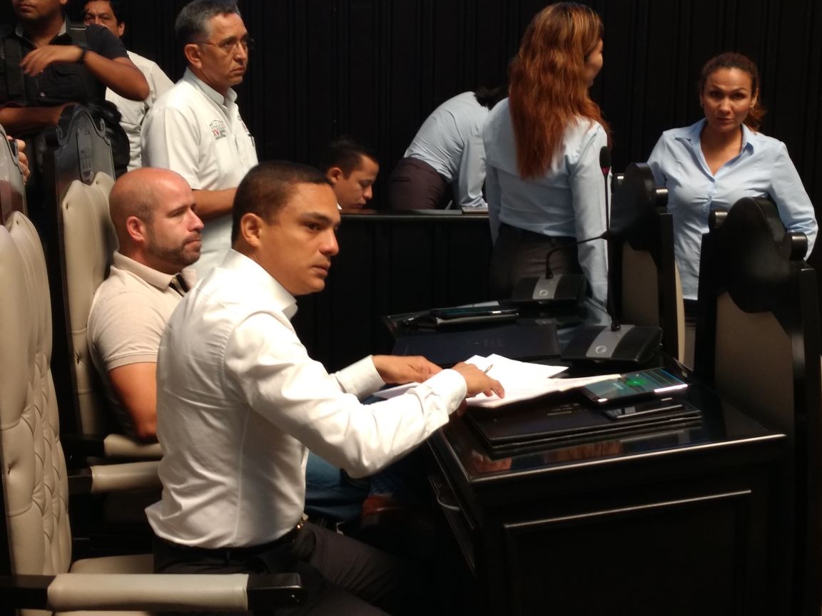 Dejará King dirigencia del PRI en próximos días