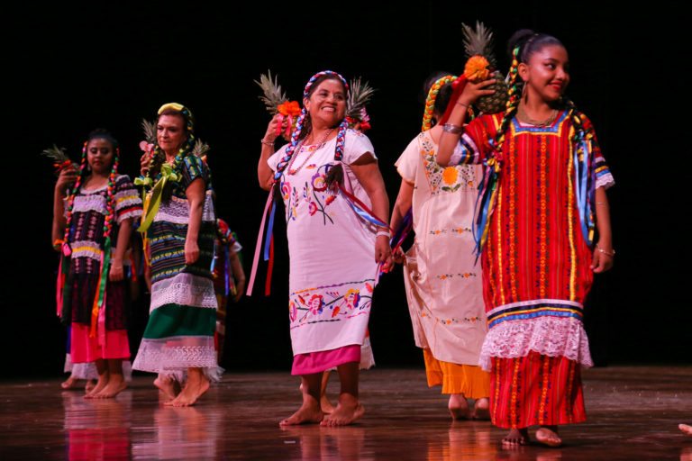 Presenta Solidaridad avances de 140 alumnos de los talleres de danza folclórica y popular
