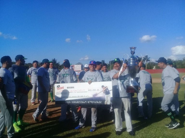 Ejidatarios se corona en la liga estatal