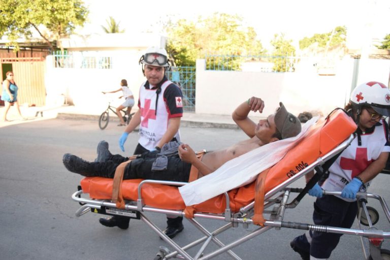 Asaltan y apuñalan a  un hombre en la 275