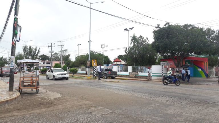 Sufren morelenses por falta de bancos