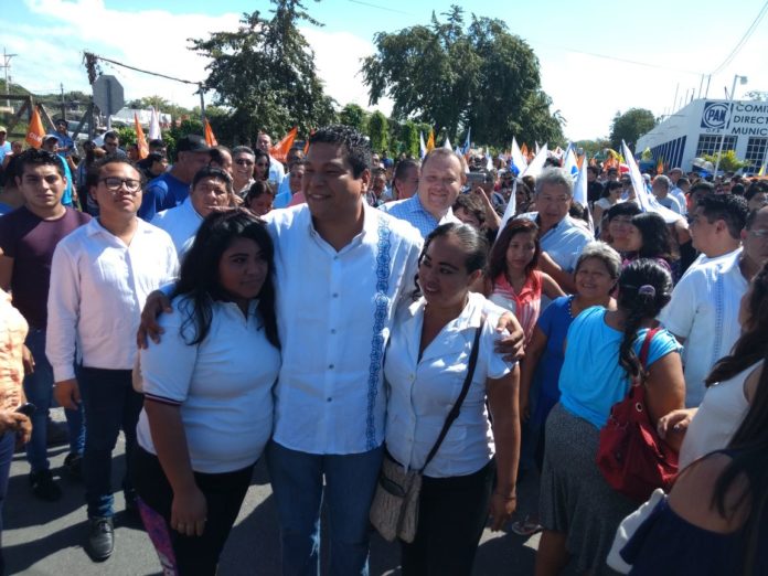 Fernando Zelaya registro en Chetumal