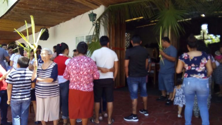 Viven fervor y pasión en el “Domingo de Ramos”
