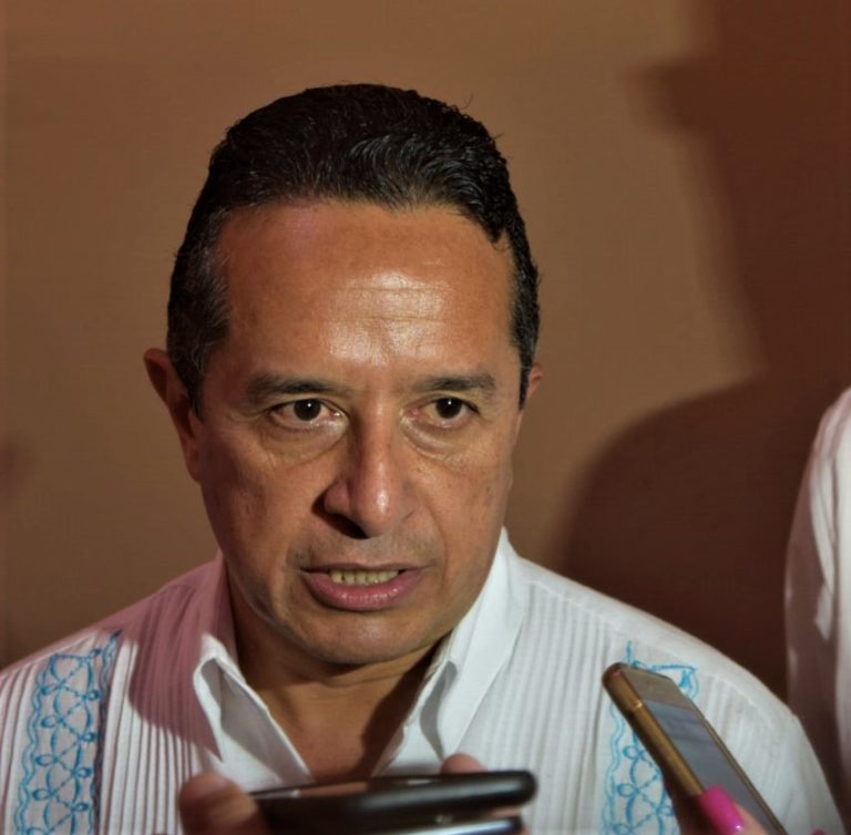 Se investiga caso de familia hallada sin vida: Carlos Joaquín