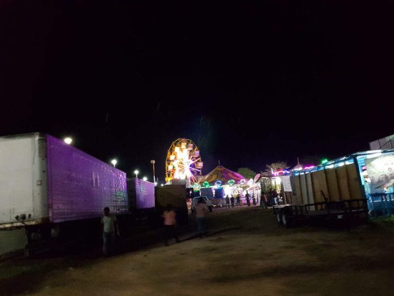 Roban vehículo en alrededores de la Expomor 2018