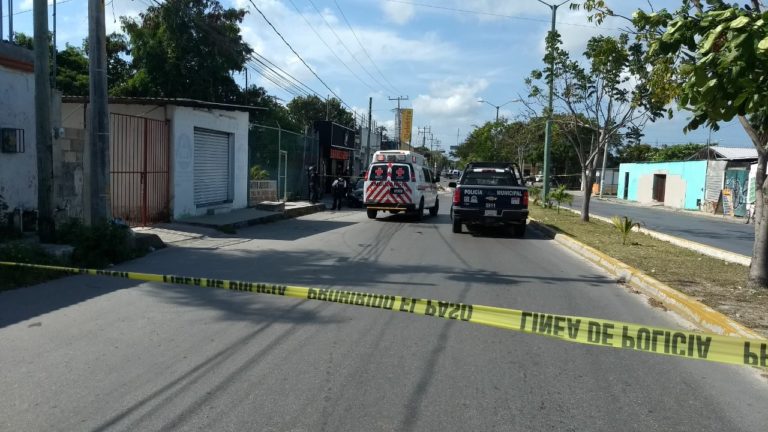 Baleado en barbería de Cancún