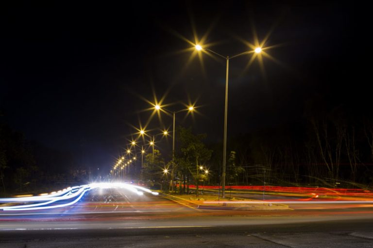 Instala gobierno de Solidaridad más de mil 300 luminarias en dos meses