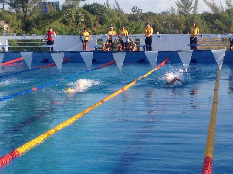 Triatletas se preparan para la Olimpiada Nacional